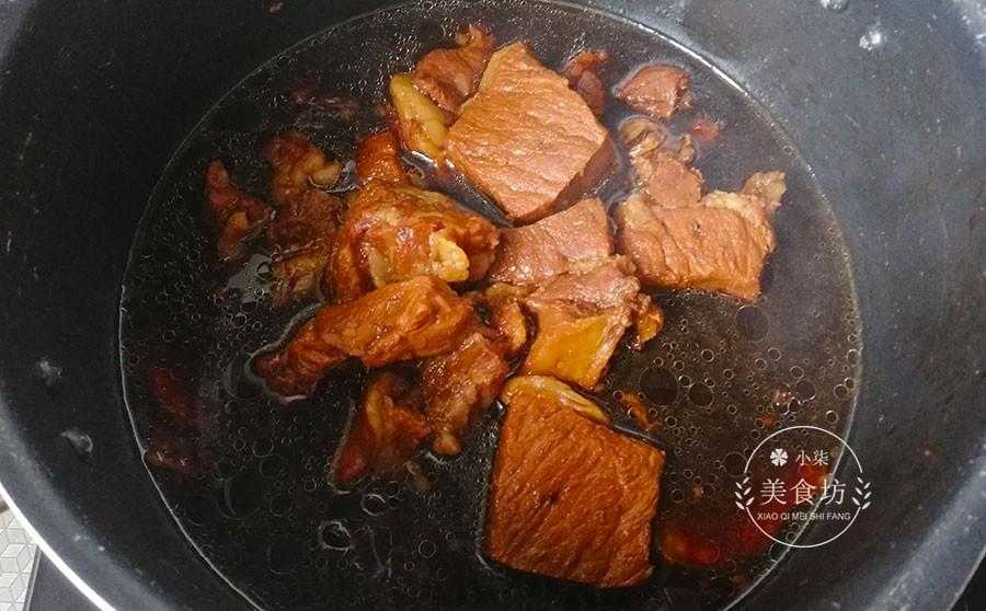 白吉馍夹肉_燕尾夹夹肉_肉夹馍