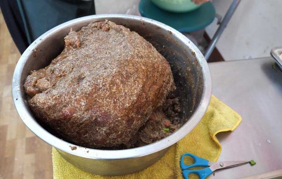 炸牛肉薯饼_石家庄牛肉罩饼_牛肉饼