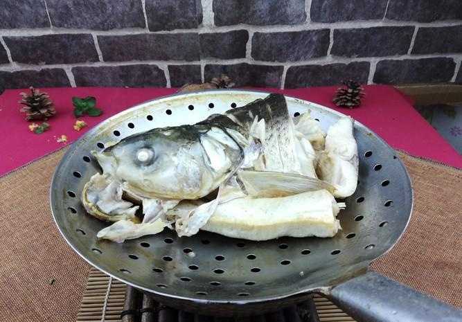 东四民芳鱼头泡饼_鱼头泡饼_鱼头泡饼