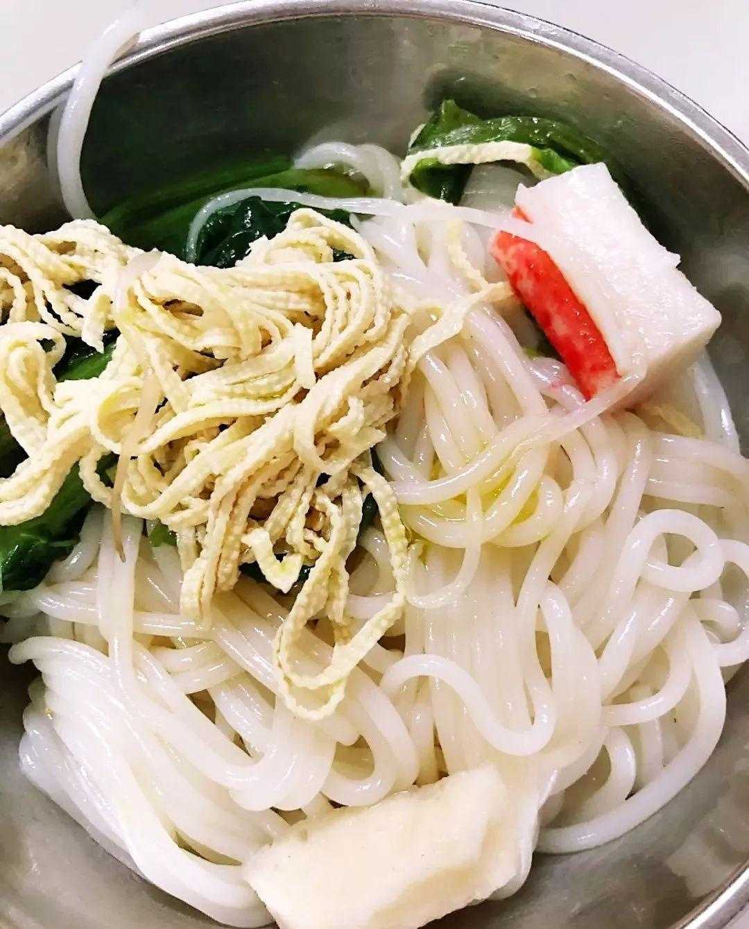 鸡汤豆腐串的做法视频_豆腐串_地摊鸡汤豆腐串的做法