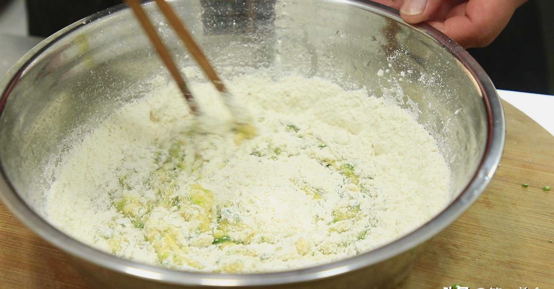 糖霜饼干和翻糖饼干_闲趣饼干是什么饼干_饼干