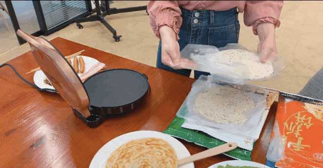 手抓饼_台湾葱抓饼_牛男手造披萨的饼底