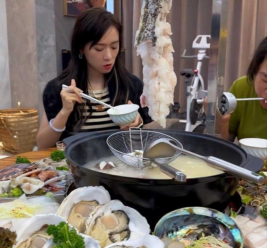 饭饭仔饭饭妞_炸鸡饭_饭饭仔饭饭妞情侣头像