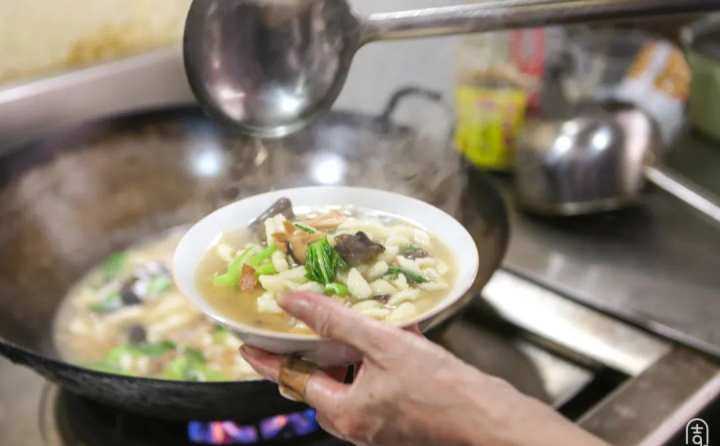 海鲜面_面疙瘩汤的做法海鲜_海鲜黄鱼面怎么做窍门