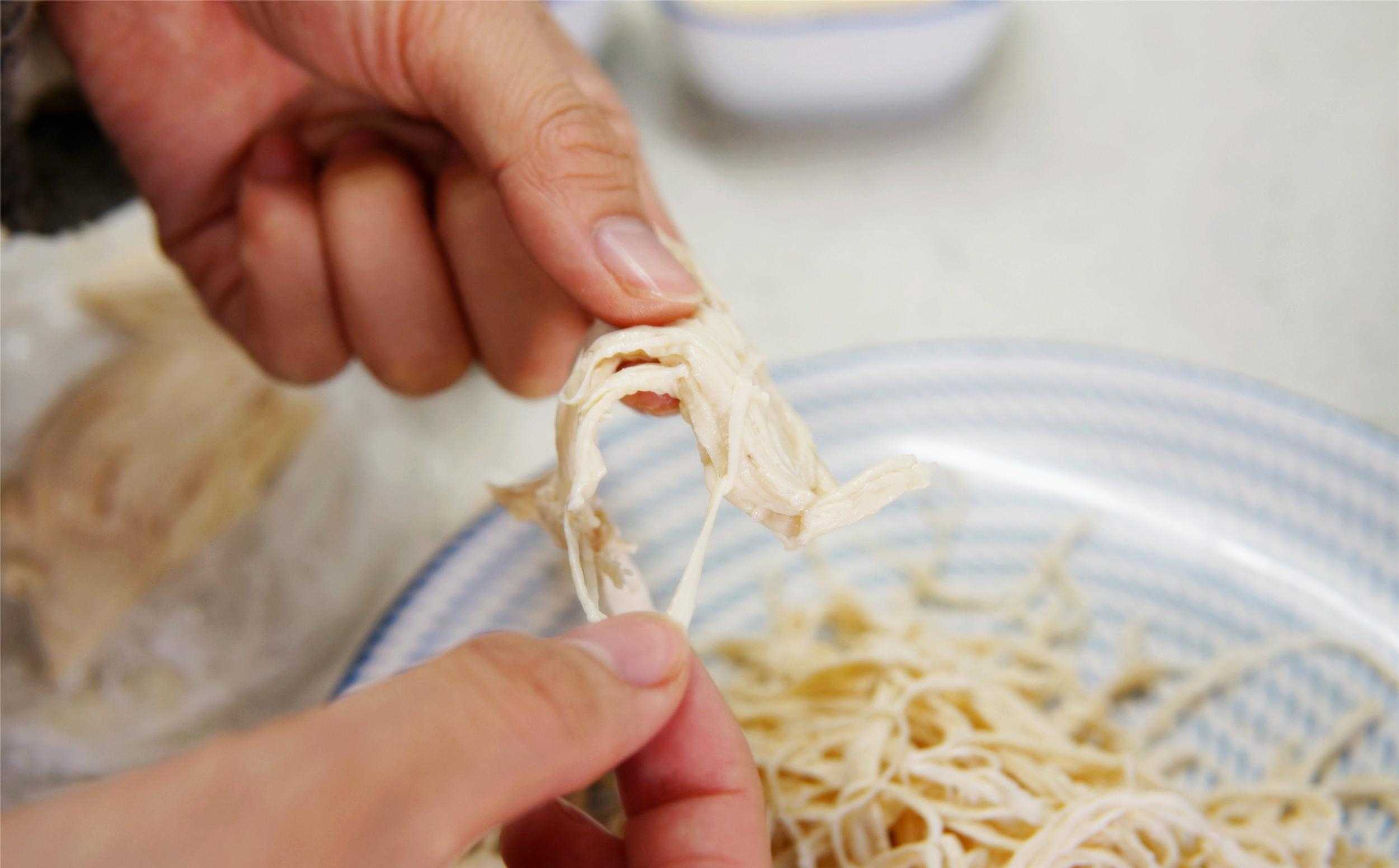 蒜泥拌茄子是哪里的菜_蒜泥拌茄子哪里的菜_拌菜