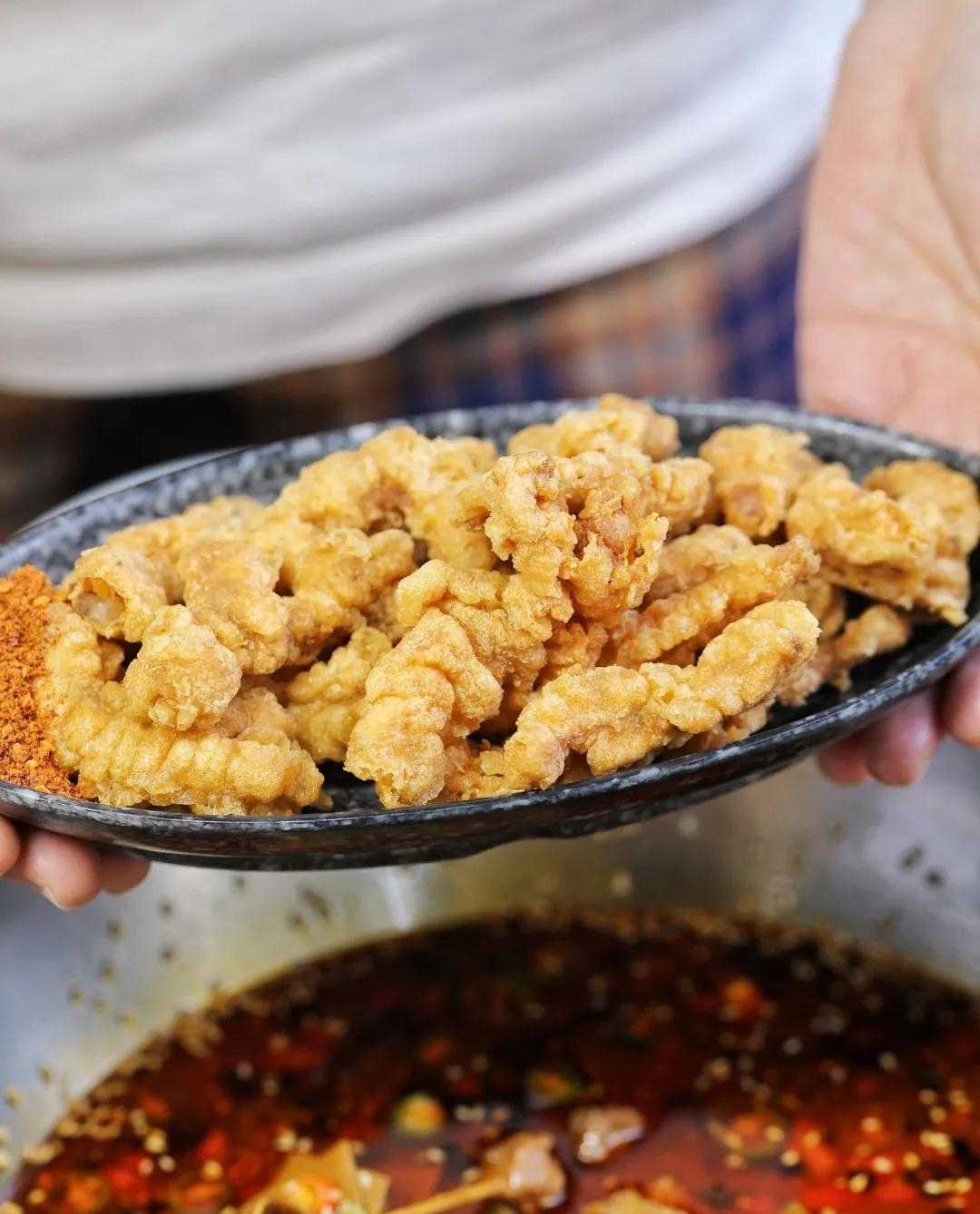 吃铲铲串串_厕所串串_串串