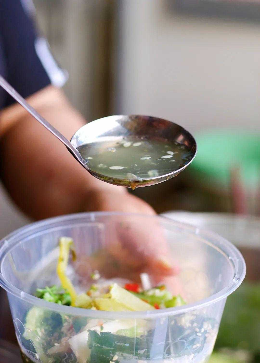 它主要配料是南宁特色的酸嘢_酸嘢的做法_酸嘢