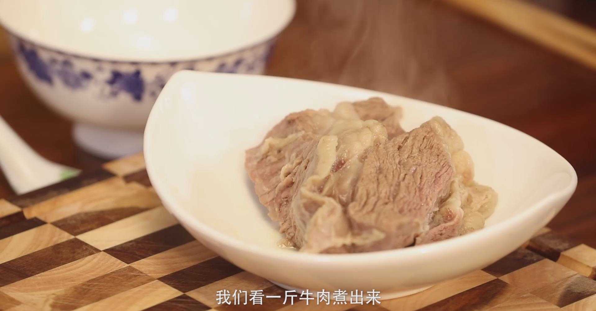 牛肉面_土豆牛肉盖浇面_土豆牛肉盖浇面图片