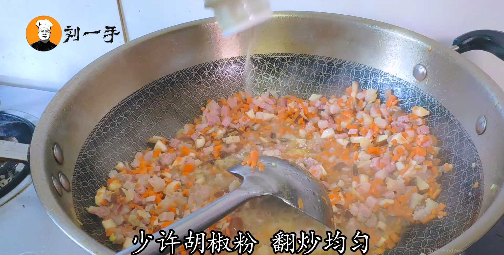 咸肉菜饭骨头汤的做法_咸肉菜饭骨头汤如何做_咸肉