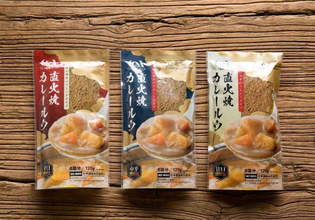 咖喱鸡块煲饭_咖喱鸡排饭_咖喱饭