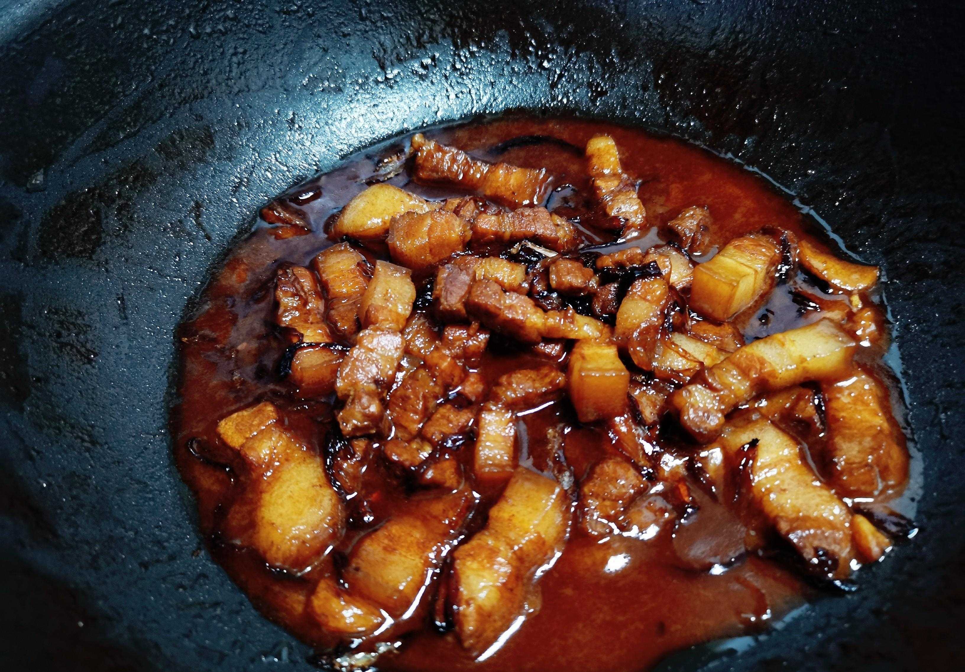 卤肉饭_肉燥饭和卤肉饭的区别_饭饭仔和饭饭妞图片