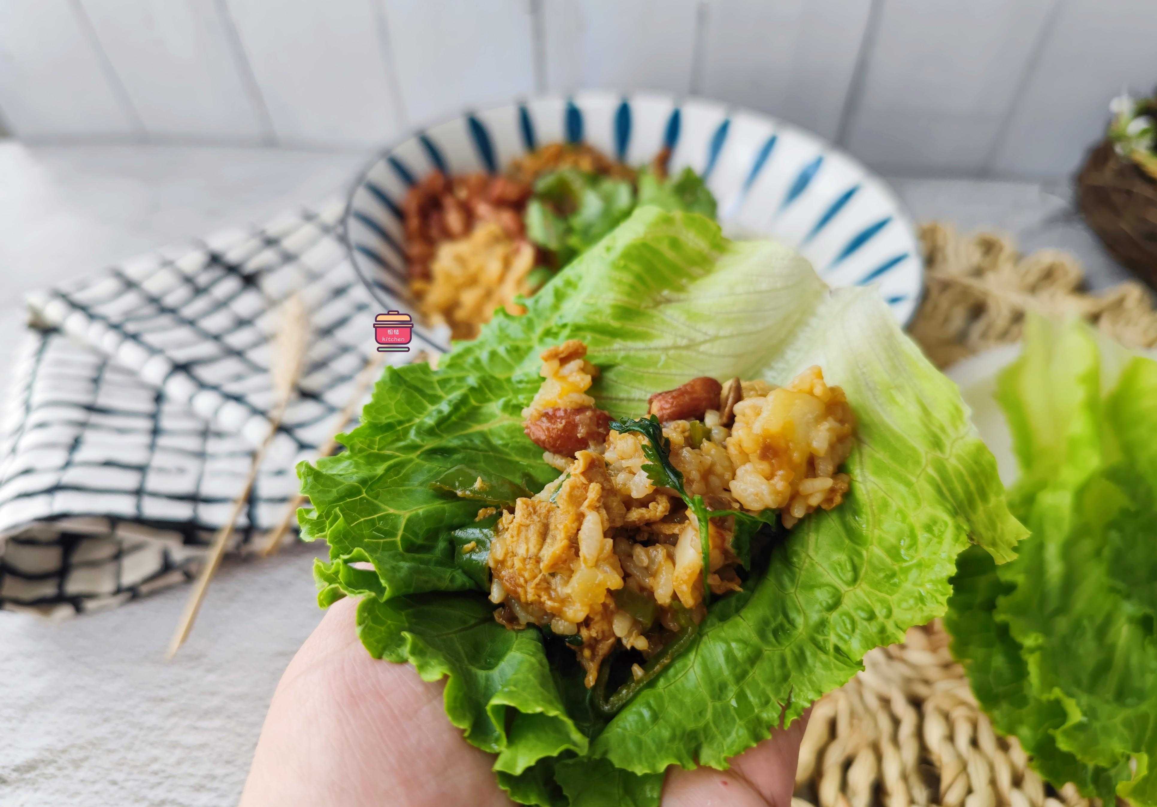 在家自制东北大饭包，食材丰盛，吃法独特，一口咬下去鲜香解馋