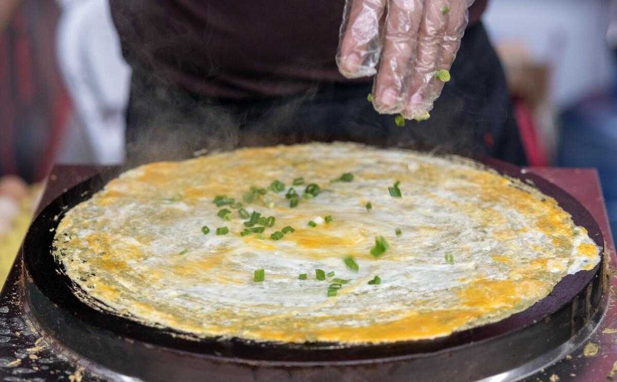 煎饼哥煎饼_煎饼果子_煎饼王和煎饼哥哪个好