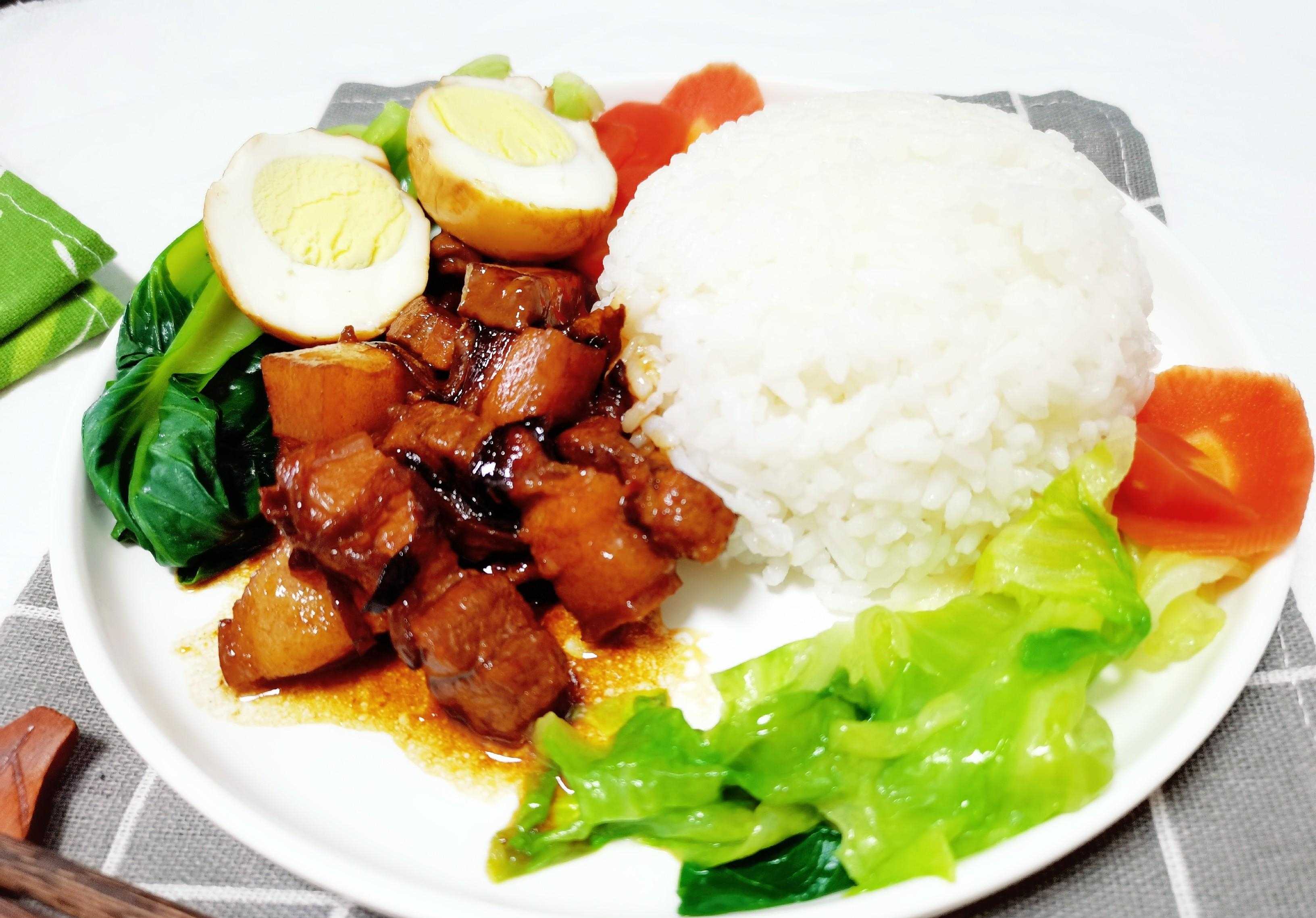 肉燥饭和卤肉饭的区别_饭饭仔和饭饭妞图片_卤肉饭