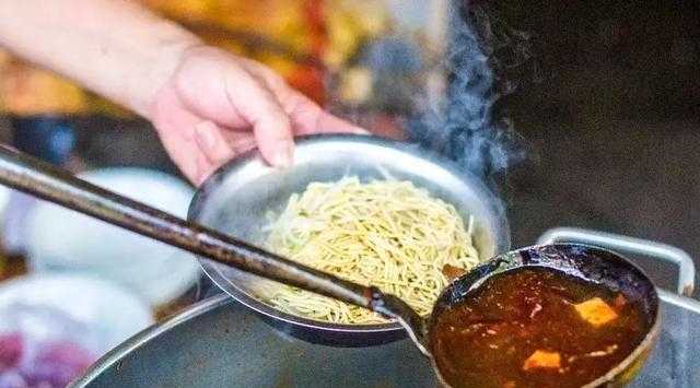 襄阳牛肉面_襄阳牛肉面好学吗_襄阳牛肉面的汤料做法