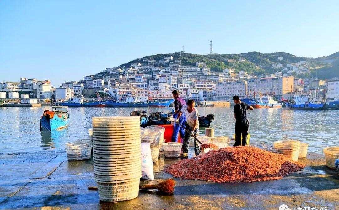 海鲜面_电饭锅海鲜焖面_海鲜墨鱼汁面