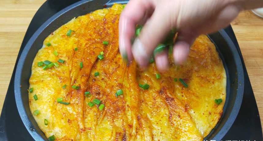 荞麦芝麻摊饼_花岗岩芝麻黑和芝麻灰_黑芝麻饼