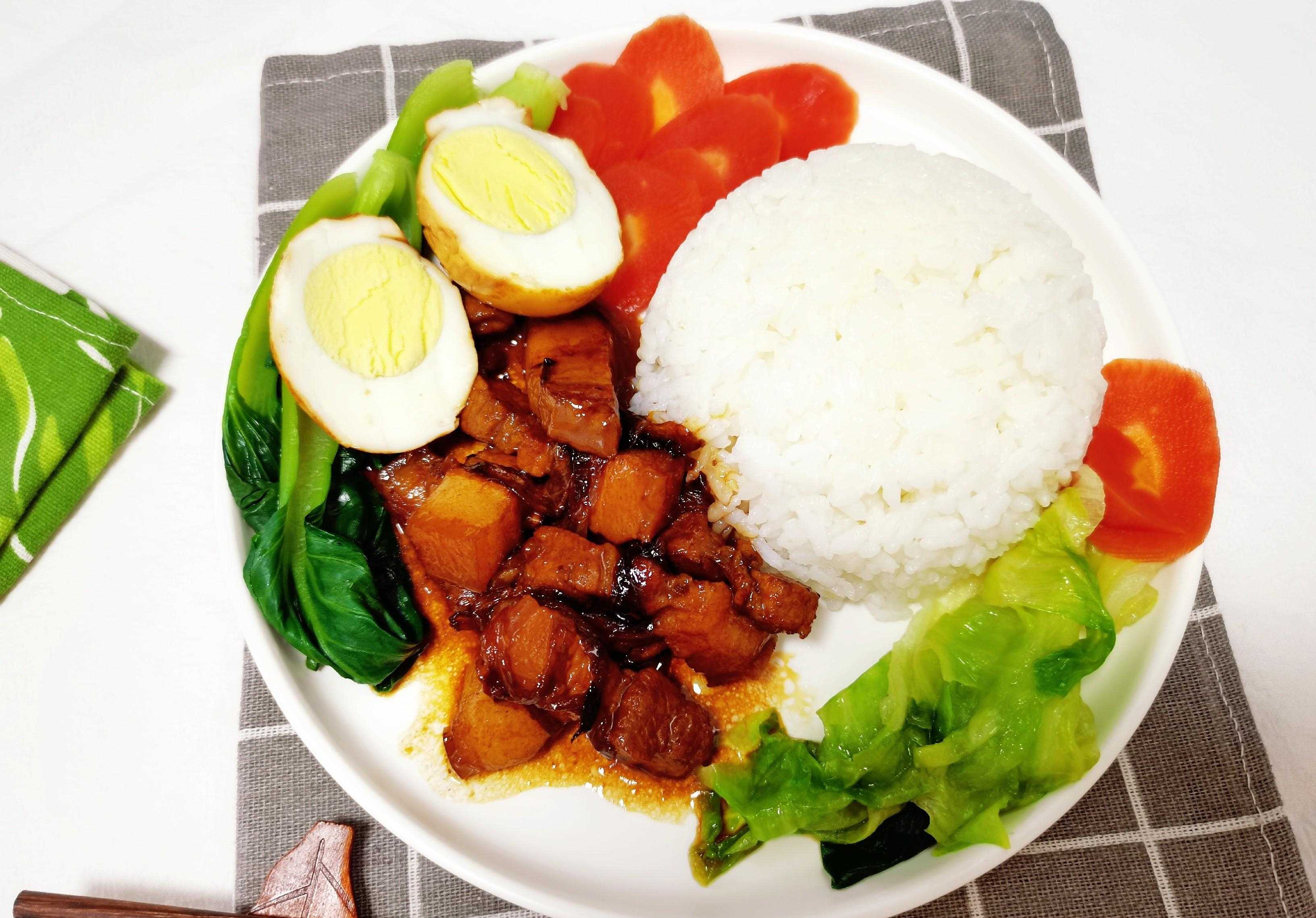 肉燥饭和卤肉饭的区别_卤肉饭_饭饭仔和饭饭妞图片