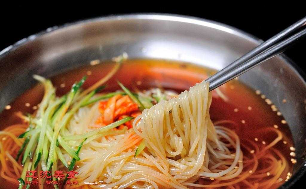 带鸡头的鸡架狗能吃吗_铁板鸡胗的做法大全_铁板鸡架