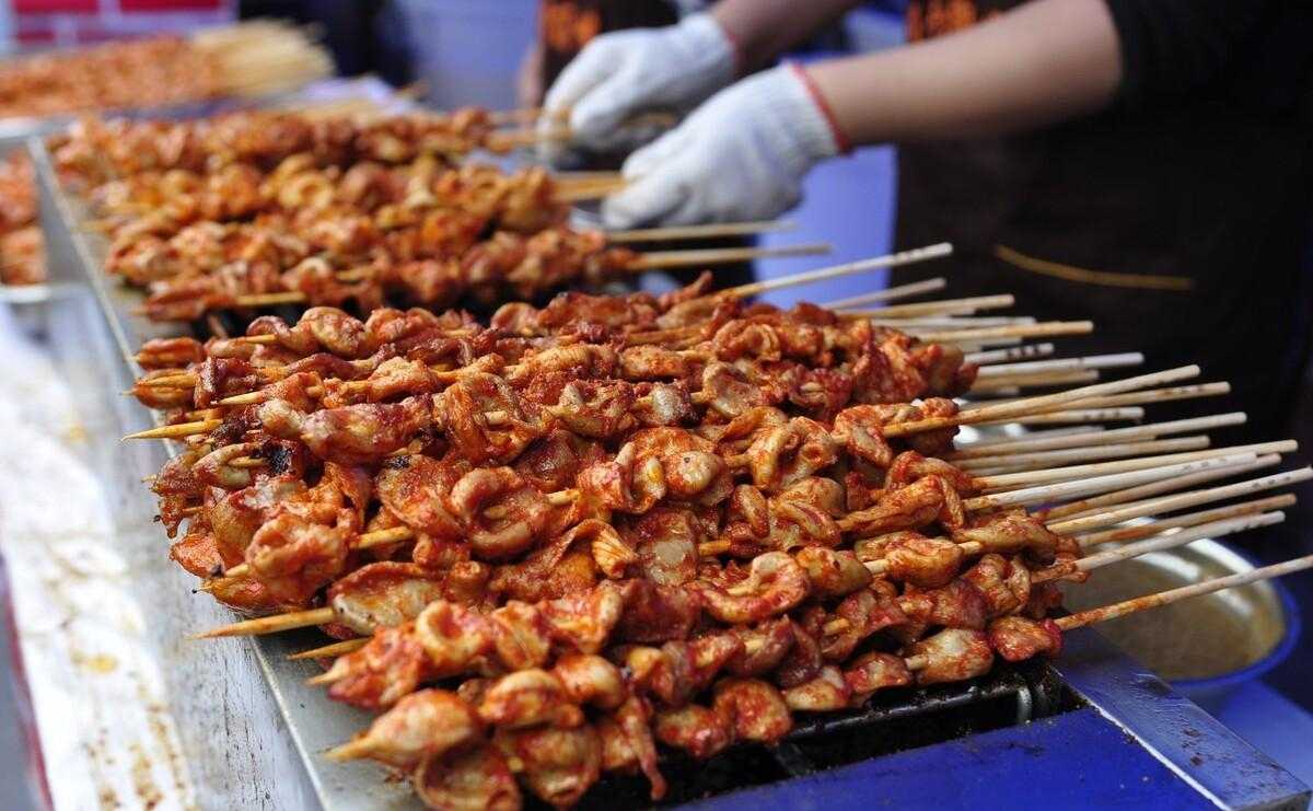 卤肉卷熏肉大饼_大饼卷一切图片_台湾卤肉饭的卤肉怎么做