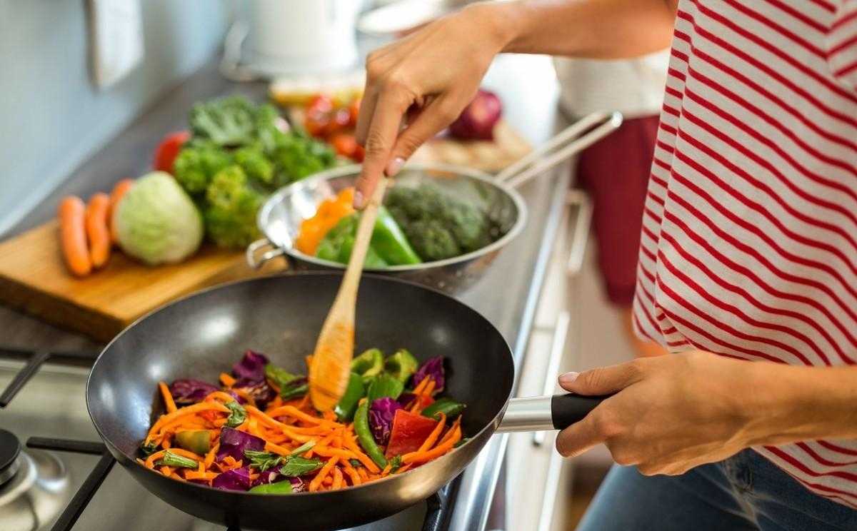 湿辣牛肉_潮汕湿炒牛肉粿条做法_牛肉炒湿河粉的做法