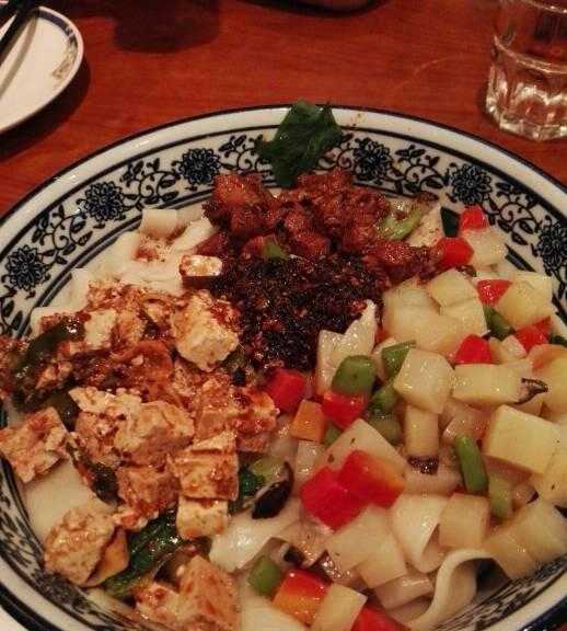 卤肉卷熏肉大饼_滕州大饼机,大饼机,吊饼机价位_石家庄半边天大饼熏肉