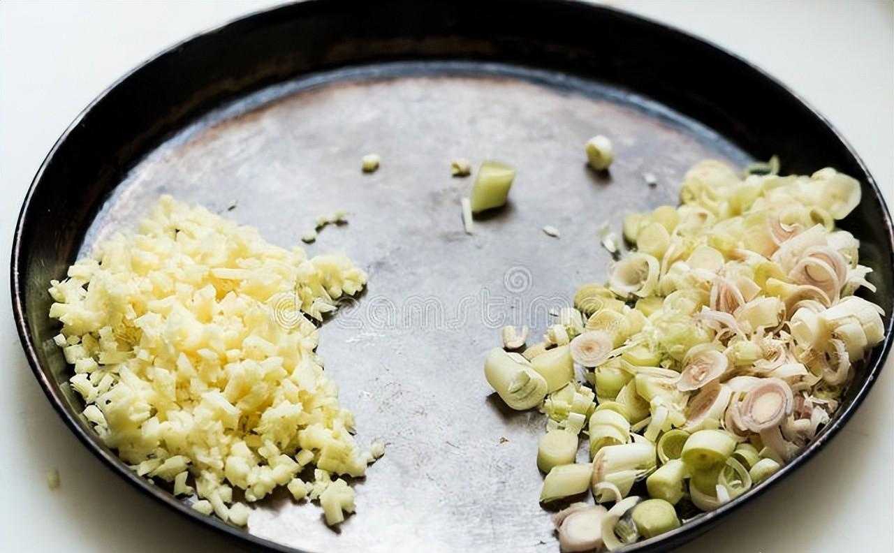 葱油拌面怎么做葱油_葱油饼_饼饼饼歌词