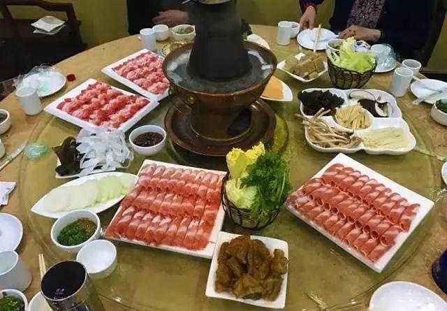 花雕鸡煲酱怎么做_酱鸡胗_烤酱鸡