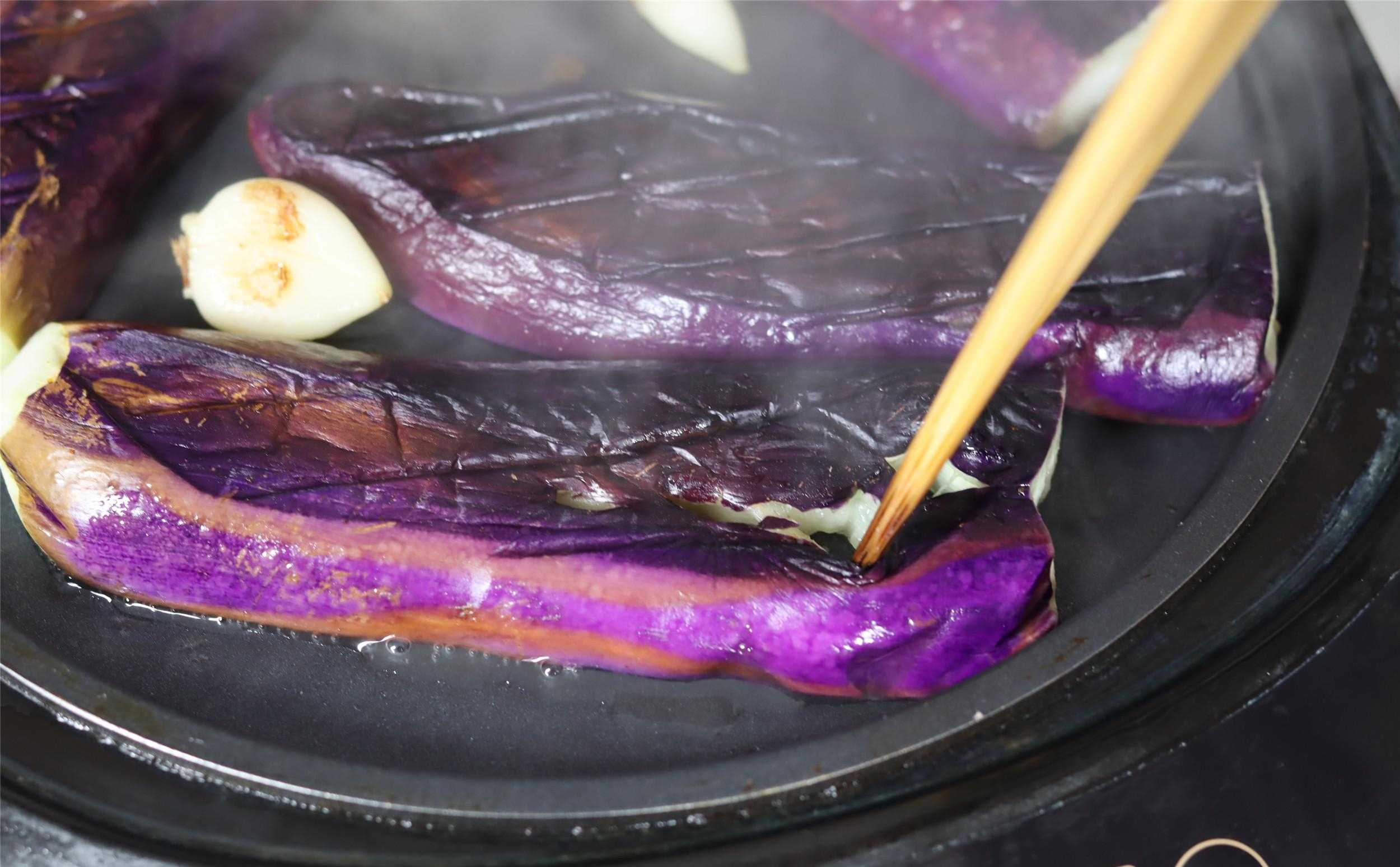 拌花生米老虎菜的做法_饭店拌老虎菜的做法_拌菜