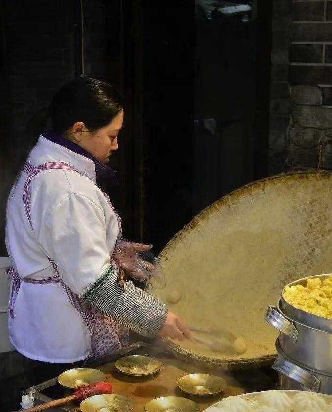 钵钵鸡四川名吃_钵钵鸡_成都钵钵鸡