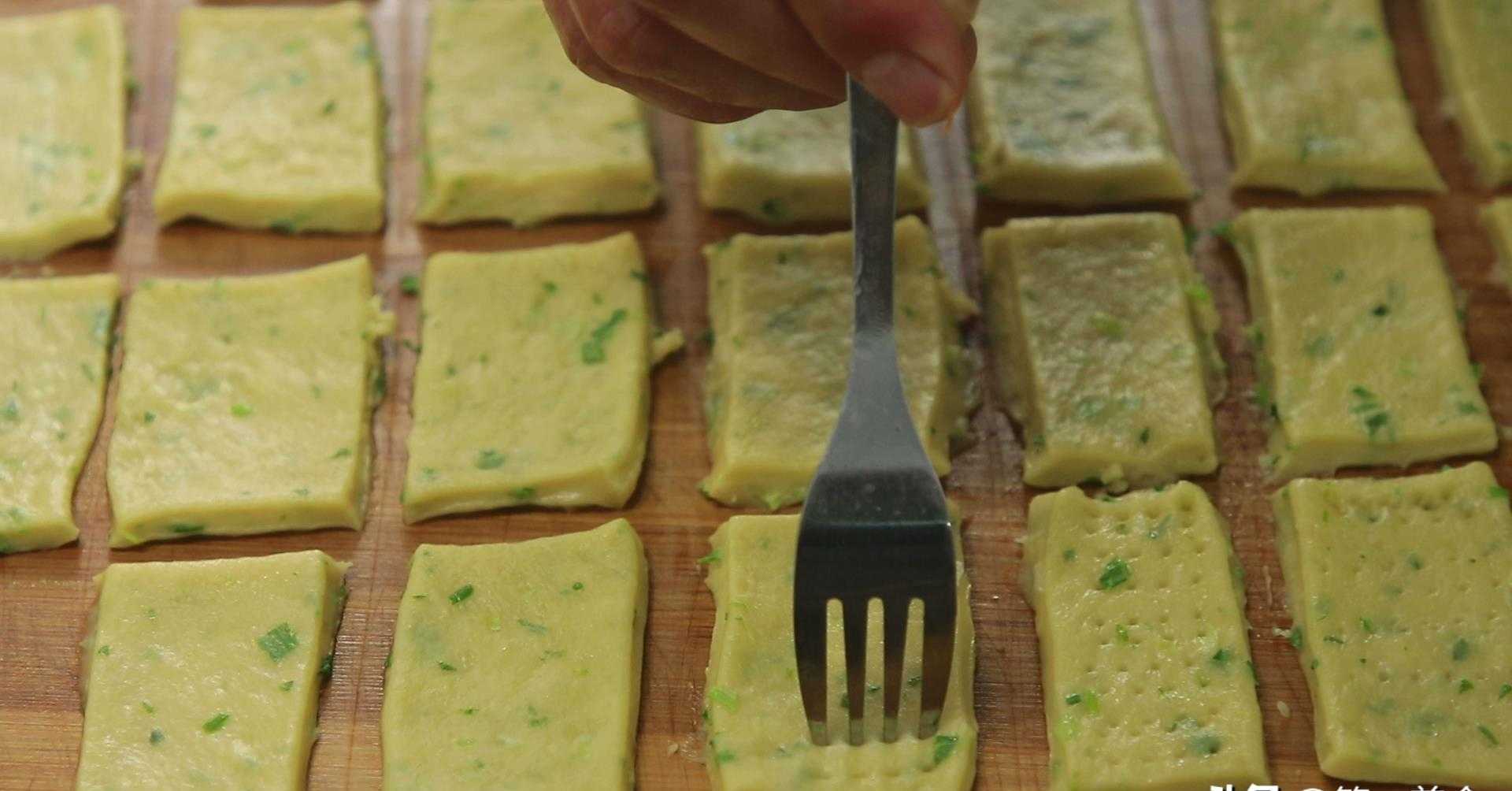 饼干_糖霜饼干和翻糖饼干_闲趣饼干是什么饼干