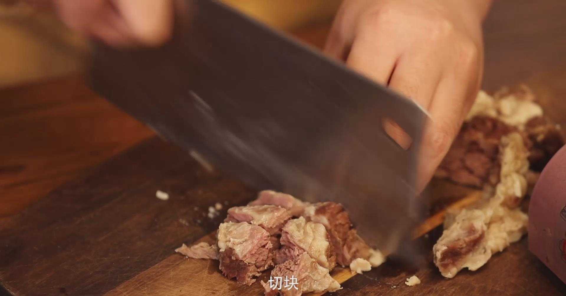 土豆牛肉盖浇面_土豆牛肉盖浇面图片_牛肉面