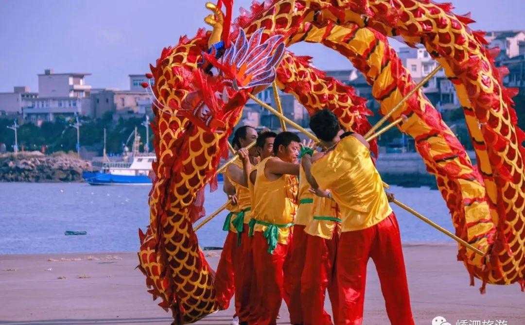 海鲜墨鱼汁面_海鲜面_电饭锅海鲜焖面