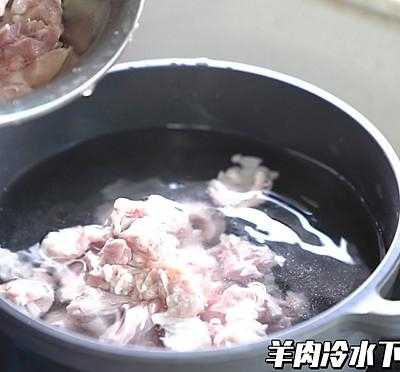 红焖羊肉_魏小宝红焖鸡饭加盟热线_魏小宝红焖肉